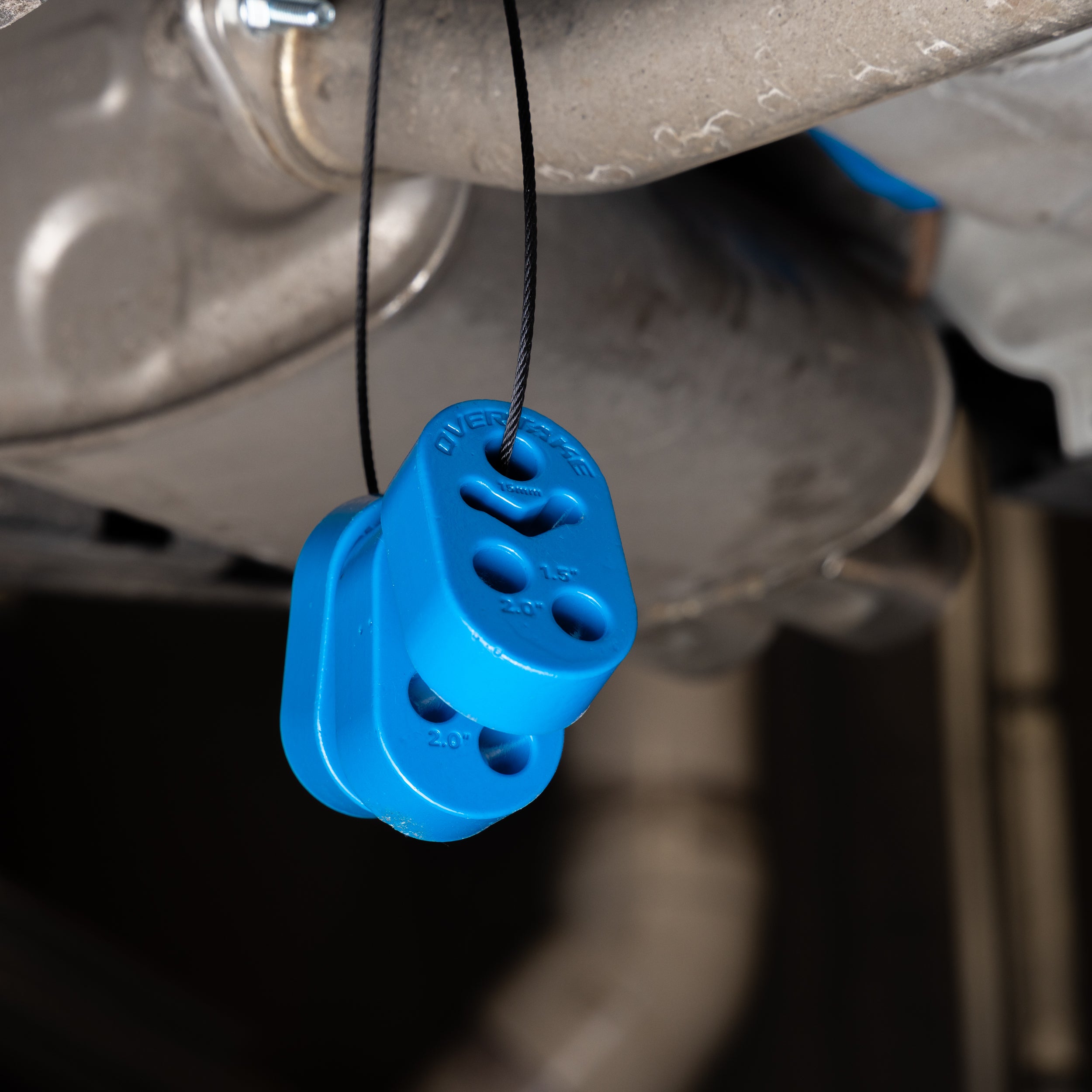 a10465-overtake-exhaust-hanger-15mm-2.jpg